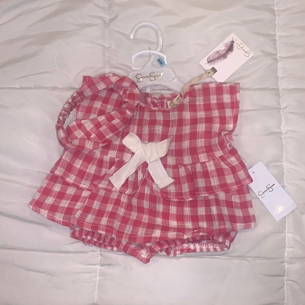 Jessica Simpson set   
